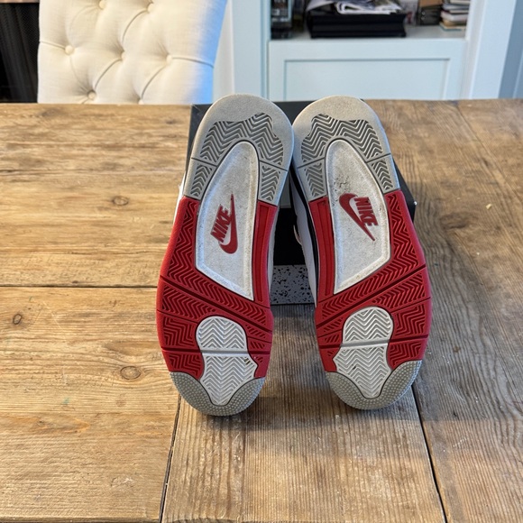 Air Jordan 4 Retro Fire Red Sneakers 8.5